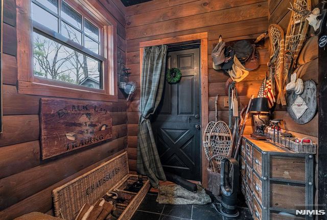 26 Short Road, Bloomingdale, NJ 07420