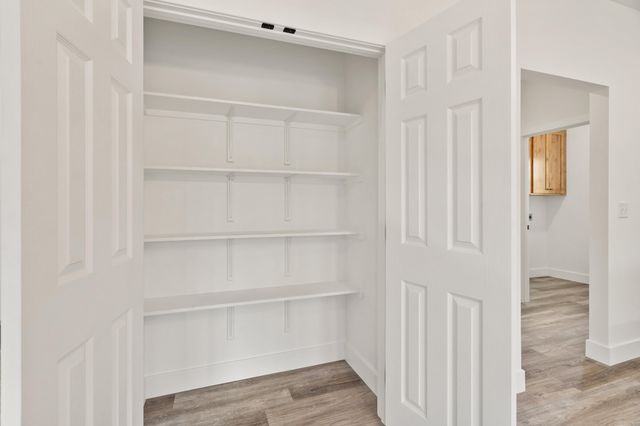 341 E SEXTON ST, Harrisburg, MO 65256