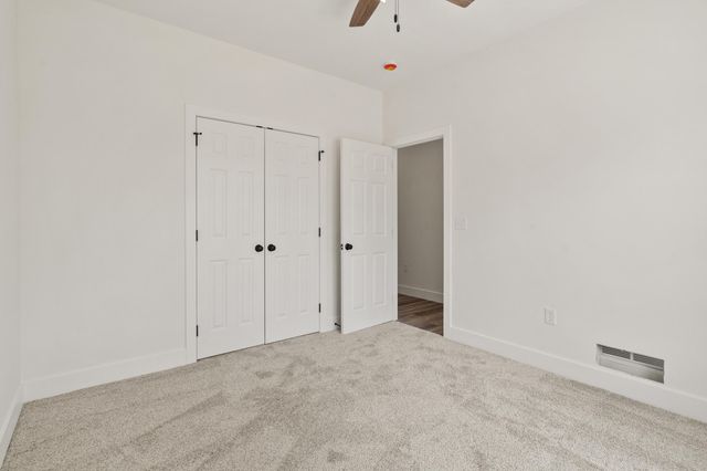 341 E SEXTON ST, Harrisburg, MO 65256