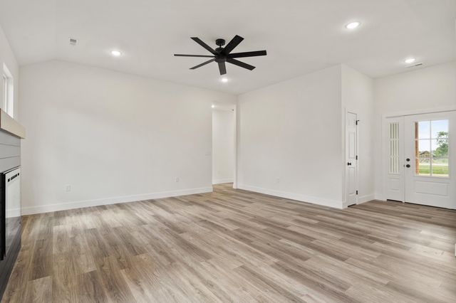 341 E SEXTON ST, Harrisburg, MO 65256