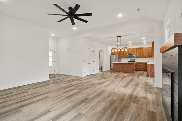 341 E SEXTON ST, Harrisburg, MO 65256