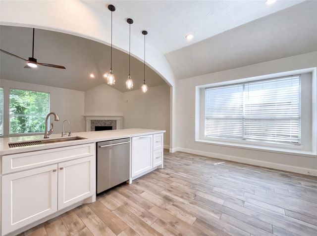 7107 Sweet Violet Trail, Humble, TX 77346