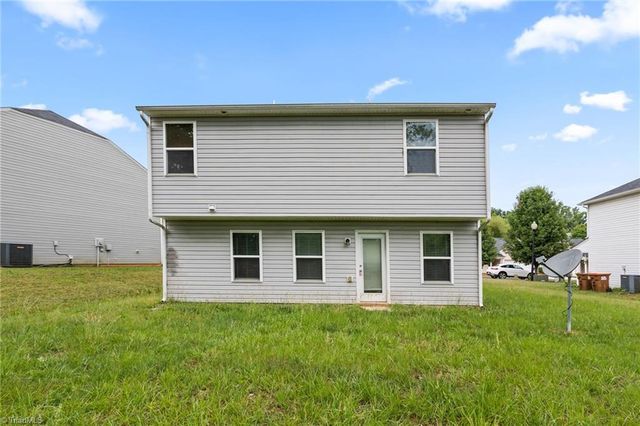1101 Caden Village Circle, Lexington, NC 27295