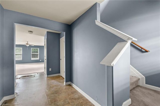 1101 Caden Village Circle, Lexington, NC 27295