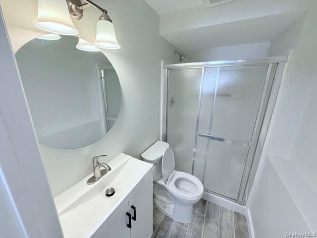 8 Alpine Street, Port Jefferson Station, NY 11776