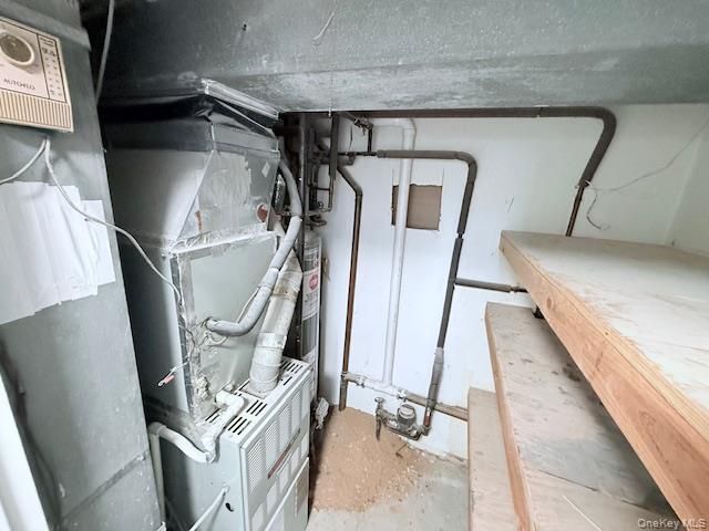 8 Alpine Street, Port Jefferson Station, NY 11776