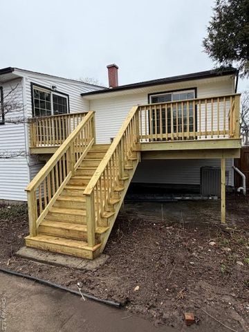 8 Alpine Street, Port Jefferson Station, NY 11776