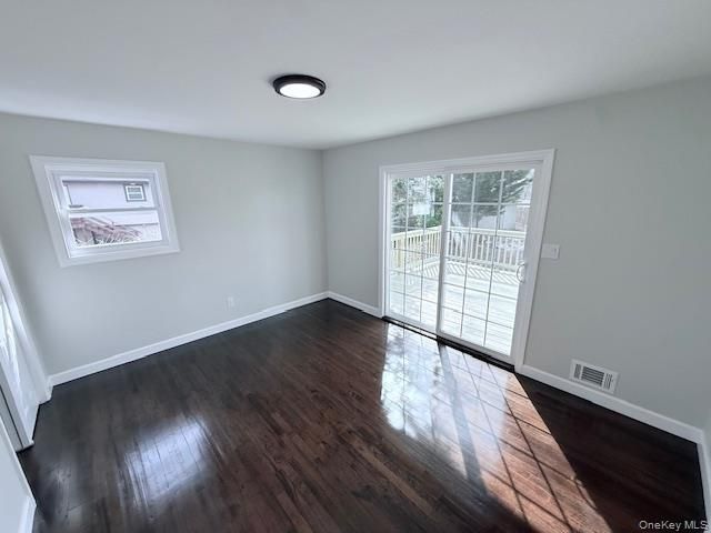 8 Alpine Street, Port Jefferson Station, NY 11776