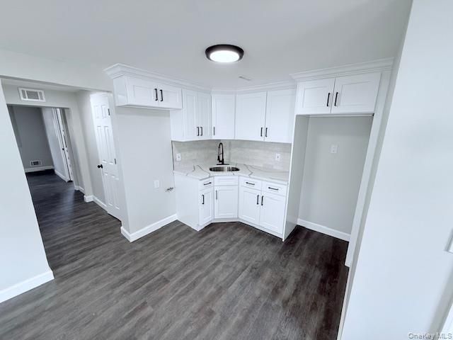 8 Alpine Street, Port Jefferson Station, NY 11776