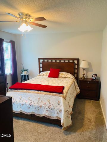 282 Vuncannon Drive, Fuquay Varina, NC 27526