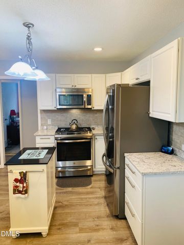 282 Vuncannon Drive, Fuquay Varina, NC 27526
