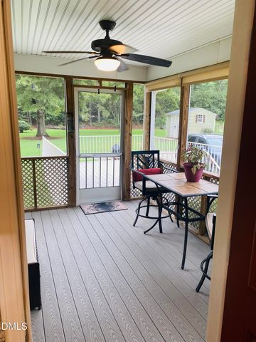 282 Vuncannon Drive, Fuquay Varina, NC 27526