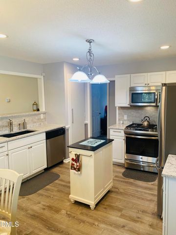282 Vuncannon Drive, Fuquay Varina, NC 27526