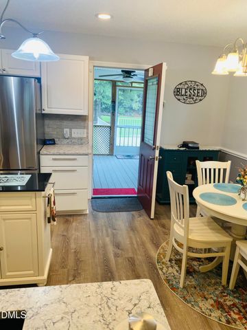 282 Vuncannon Drive, Fuquay Varina, NC 27526
