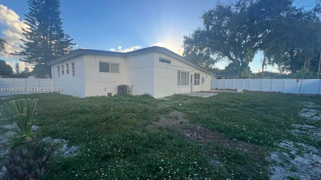 1251 Little River Dr, Miami, FL 33147