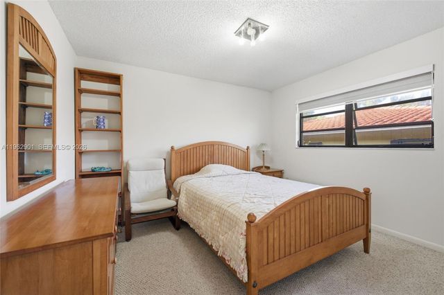 9208 Emerson Ave, Surfside, FL 33154