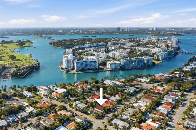 9208 Emerson Ave, Surfside, FL 33154