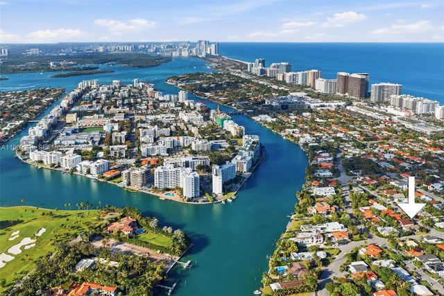 9208 Emerson Ave, Surfside, FL 33154