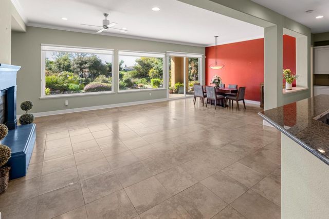 101 Lasso Lake Ct, Lincoln, CA 95648