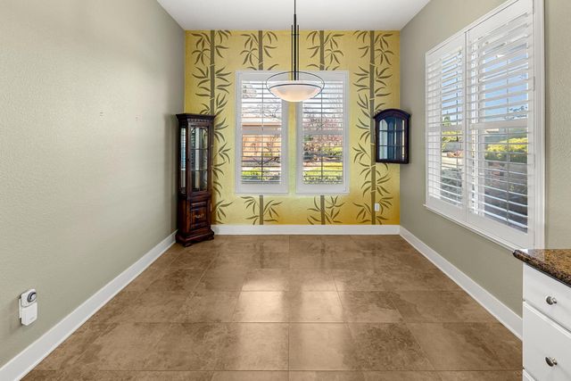 101 Lasso Lake Ct, Lincoln, CA 95648