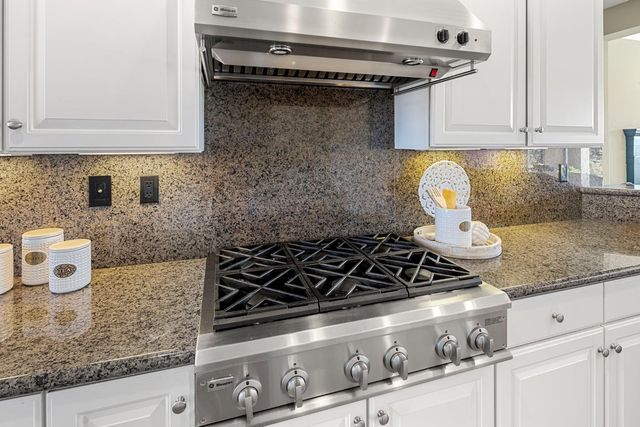 101 Lasso Lake Ct, Lincoln, CA 95648