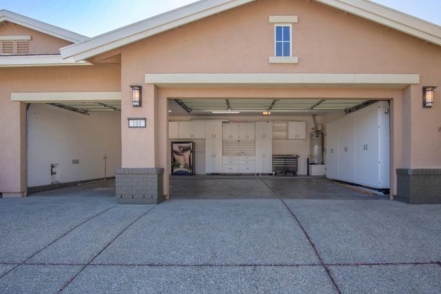 101 Lasso Lake Ct, Lincoln, CA 95648