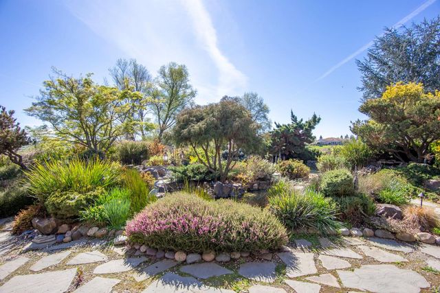 101 Lasso Lake Ct, Lincoln, CA 95648