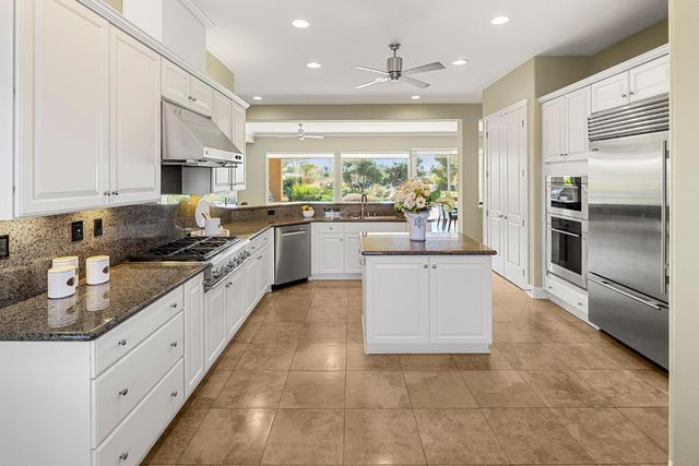 101 Lasso Lake Ct, Lincoln, CA 95648