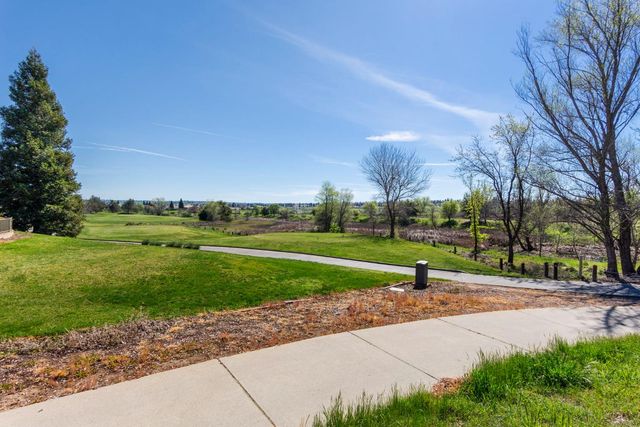 101 Lasso Lake Ct, Lincoln, CA 95648