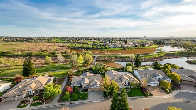 101 Lasso Lake Ct, Lincoln, CA 95648