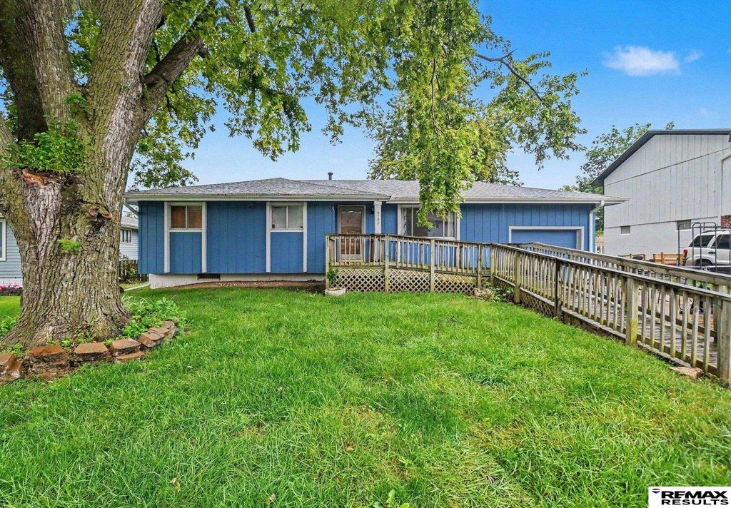 9709 Ellison Avenue, Omaha, NE 68134