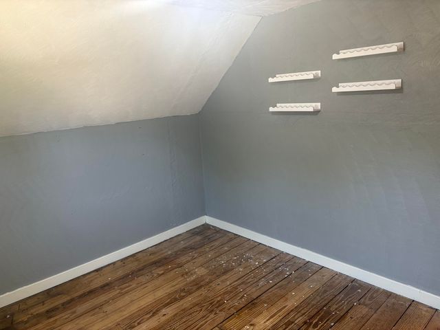 575 S Wolf Lake Road, Muskegon, MI 49442