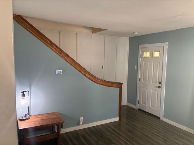 575 S Wolf Lake Road, Muskegon, MI 49442