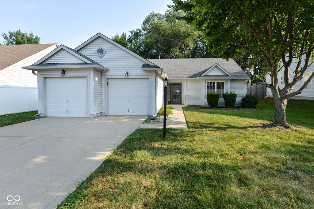 3862 Chelsea Terrace, Greenwood, IN 46143