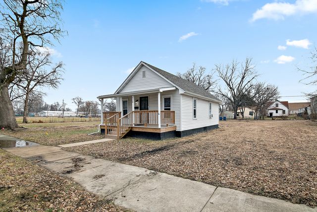 838 N Rosewood Avenue, Kankakee, IL 60901