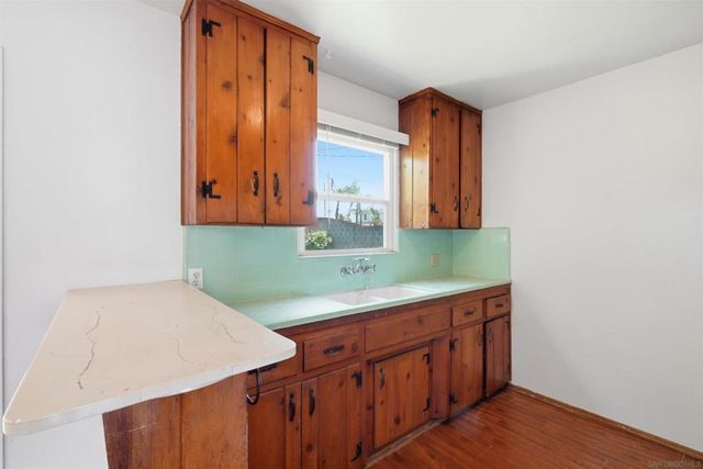 1511 Lieta St, San Diego, CA 92110