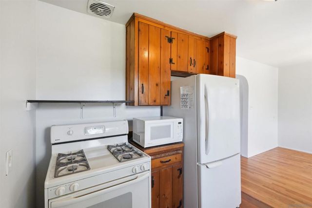 1511 Lieta St, San Diego, CA 92110