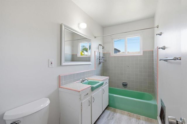 1511 Lieta St, San Diego, CA 92110