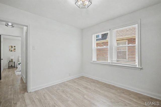 6134 Adkins Avenue, St Louis, MO 63116