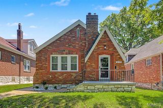6134 Adkins Avenue, St Louis, MO 63116