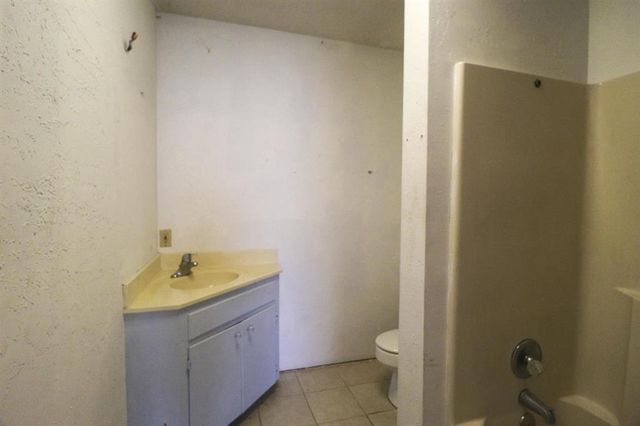 916 9Th St Street, Lake Charles, LA 70601