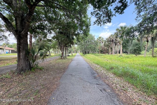 3525 Hield Road, Melbourne, FL 32904