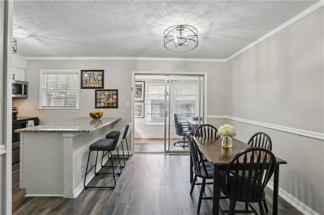 6700 Roswell Road 32C, Sandy Springs, GA 30328