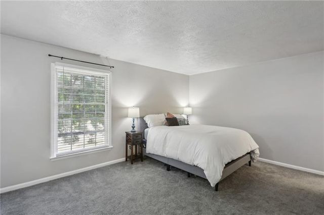 6700 Roswell Road 32C, Sandy Springs, GA 30328