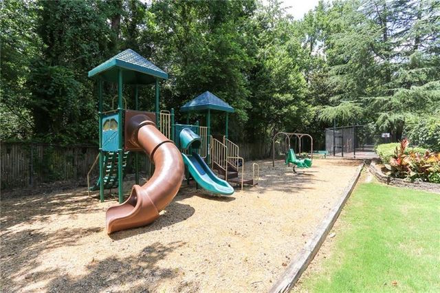 6700 Roswell Road 32C, Sandy Springs, GA 30328