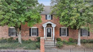 6700 Roswell Road 32C, Sandy Springs, GA 30328