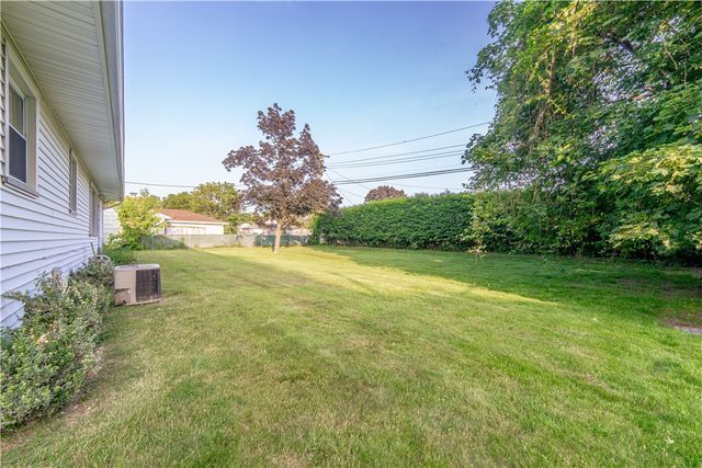 389 Kartes Drive, Greece, NY 14616