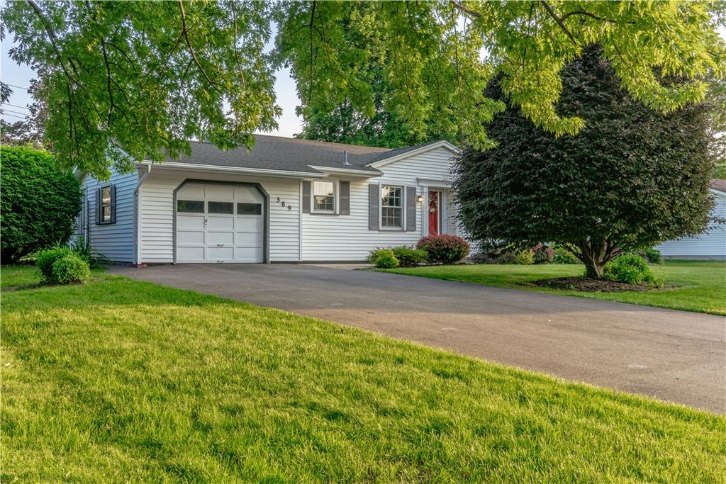389 Kartes Drive, Greece, NY 14616