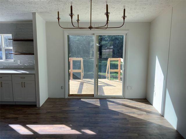 1310 timber creek, Kemp, TX 75143