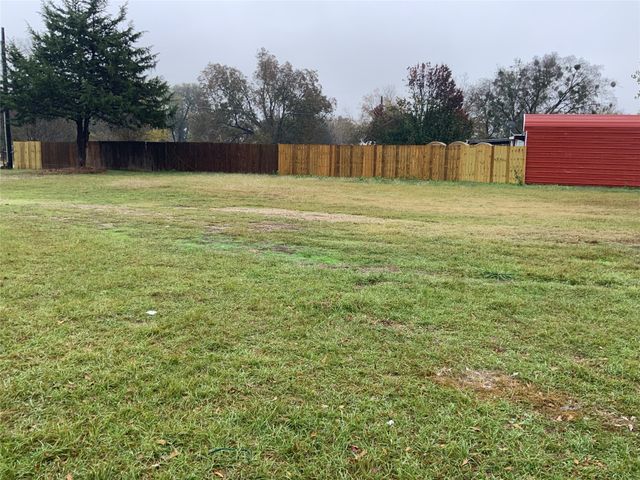 1310 timber creek, Kemp, TX 75143